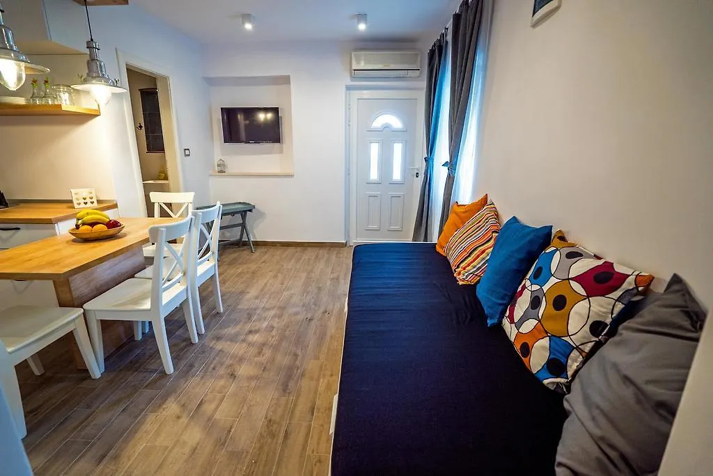招待所 Apartments Ziggy 特罗吉尔 克罗地亚